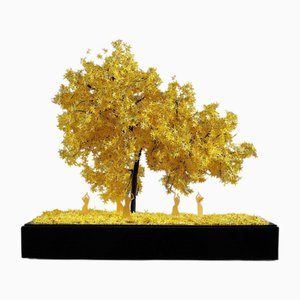 Scultura Nayla Tabet, albero giallo, metallo e carta