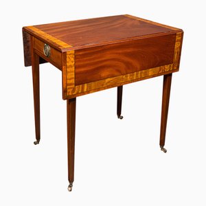 Mesa Pembroke inglesa antigua con hoja abatible, 1820