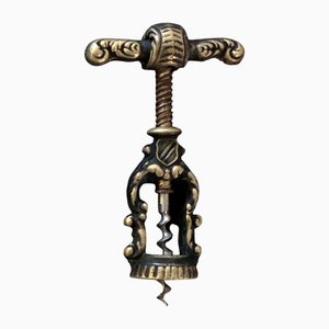 Sacacorchos estilo rococó con jaula abierta de latón, años 50