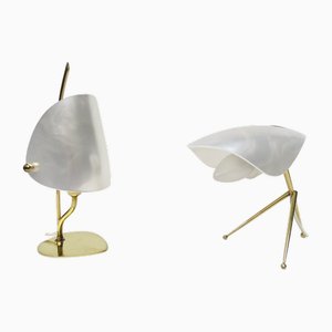 Nachttischlampen aus Messing & perlfarbenem Acrylglas von WKR Lamps, 1950er, 2er Set