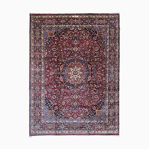 Middle Eastern Hand-Knotted Rug