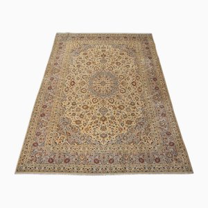 Middle Eastern Kashan Rug