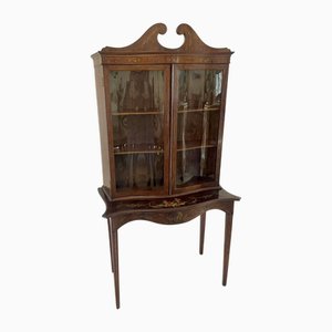 Viktorianische Vitrine aus Mahagoni mit Original Bemaltem Dekor, 1880er