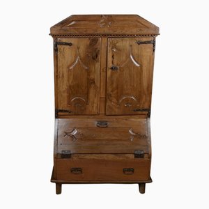 Nussholz Schrank, 18. Jh.