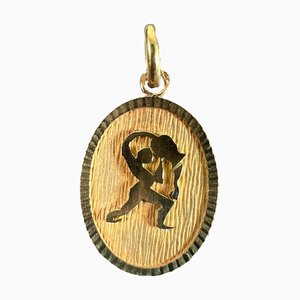 Colgante de medalla con amuleto francés Aquarius Starsign Zodiac en oro amarillo de 18 k, años 80