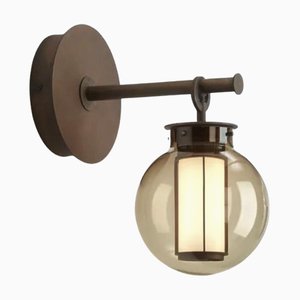 Applique Murale Bai a Di Di avec Diffuseur en Verre Ambré et Bronze par Neri and Hu pour Parachilna