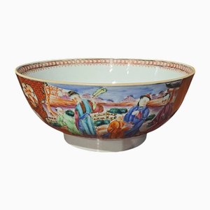 Chinese Bowl in Porcellana, 1736