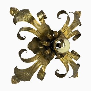 Golden Brass Florentiner Leaf Theatre Wall Light, Italy, 1960s