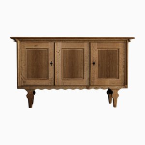 Brutalistisches dänisches Vintage Highboard von Henning Kjærnulf, 1960er