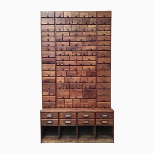 Grand Meuble d'Apothicaire en Bois