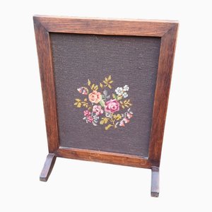 Parafuoco in quercia con arazzo marrone, anni '50