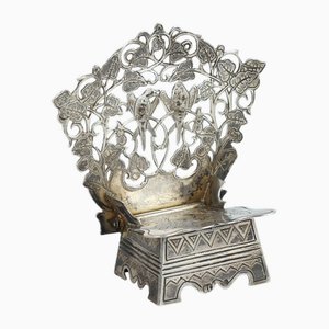 Salero ruso de plata en forma de trono de Mikhail Goloshchanov, Moscú, década de 1890