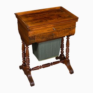 Mesa de mercería inglesa antigua, 1870