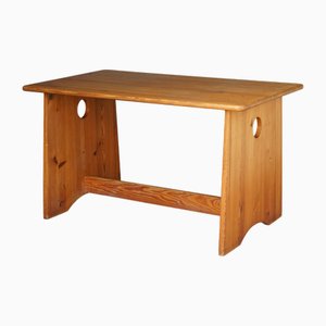 Table Mid-Century en Bois de Pin par Gilbert Marklund pour Furusnickarn Ab, Suède, 1960s
