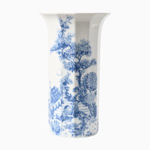 Weiße Serenade Vase aus Porzellan von Bjorn Wiinblad für Rosenthal, 1970er