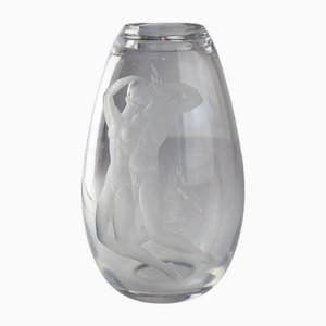 Swedish Art Deco Glass Vase with Couple by Vicke Lindstrand for Orrefors, 1930s