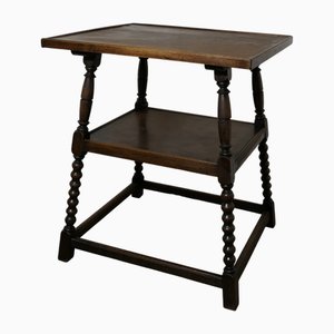 Mesa auxiliar eduardiana de nogal, década de 1890