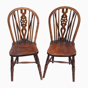 Set of English Windsor Chairs in Elm Wood, 1890s, Set of 2