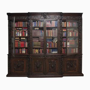 Bibliothèque Victorienne en Chêne Sculpté, 1870s