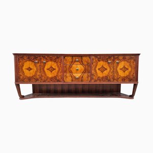 Credenza Art Déco impiallacciata in radica di noce con grana ricca e drammatica, anni '40