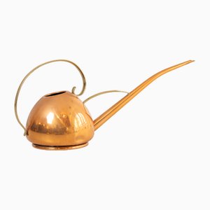 Spherical Long Neck Watering Can in Copper