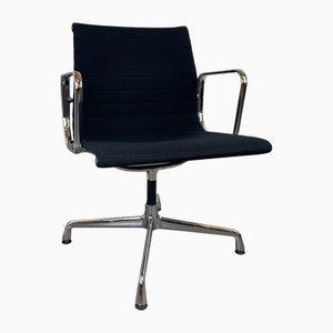 Sedia da scrivania EA-108 di C. & R. Eames per Vitra, anni '60