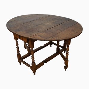 Late 17th Century Oak Gateleg Table