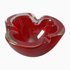 Moderner gewellter roter Murano Glas Aschenbecher, 1970er