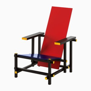 Sedia rossa e blu di Gerrit Rietveld attribuita a Cassina