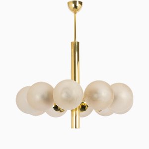 Großer Sputnik Milchglas Kronleuchter von Kaiser Idell / Kaiser Leuchten, Deutschland, 1970er