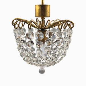 Lampadario Hollywood Regency Art Deco a forma di cesto in ottone e lampada da soffitto in cristallo