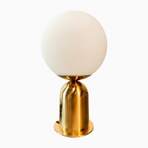 Lampada da tavolo in ottone con sfera satinata