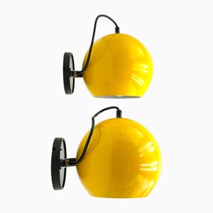 Lámparas de pared en amarillo de Emmedi, años 70. Juego de 2