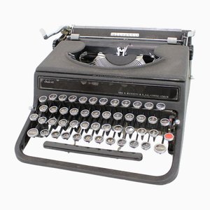 Machine à Écrire Mid-Century Studio 42 de Olivetti, Italie, 1940s
