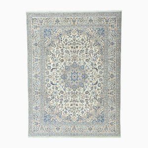 Handgeknüpfter orientalischer Teppich mit Seidendetails