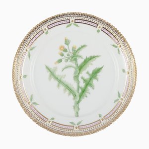 Piatto da pranzo Flora Danica in porcellana con fiori di Royal Copenhagen, 1960