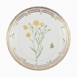 Plato para el almuerzo Flora Danica de porcelana con flores pintada a mano de Royal Copenhagen, 1963