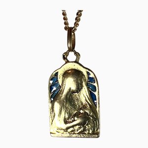 Französische Plique a Jour Emaille Anhänger Madonna mit Kind aus 18 Karat Gelbgold, 1920er