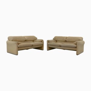 Sofas aus Beigefarbenem Bouclé Stoff von Vico Magistretti für Cassina Maralunga, 2er Set