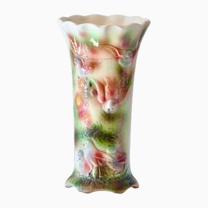 Slip Scroll Vase aus dem 19. Jh. Birds Collection von Saint Clément