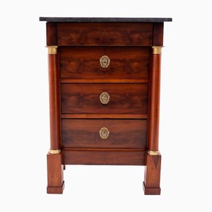 Chest of Drawers in Walnut