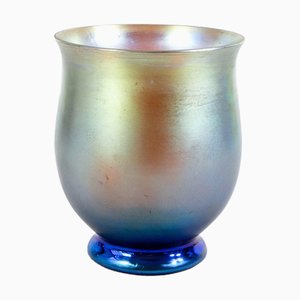 Jarrón serie Myra de vidrio iridiscente de WMF, años 30