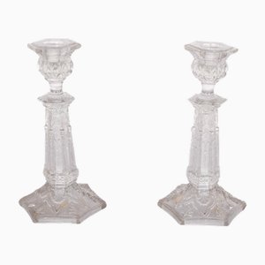 Candelabro de vidrio con relieve, años 20