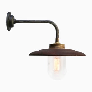 Industrielle Vintage Wandleuchte aus Eisen & Messing mit klar gestreiftem Glas
