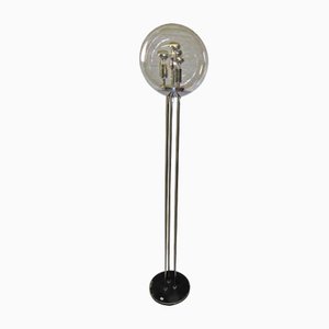 Globe Stehlampe aus Glas & Chrom
