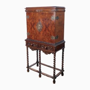 Münzschrank im Louis XIII-Stil aus Nussholz und Briar