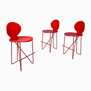 Taburetes de bar italianos modernos de madera y metal rojo, años 80. Juego de 3