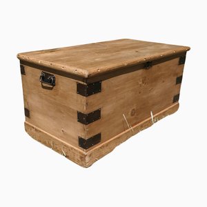 Stripped Pine Blanket Box, 1880s