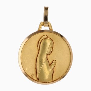 Französischer 18 Karat Gelbgold Anhänger mit betender Jungfrau-Medaille
