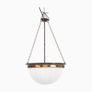 Deckenlampe aus gepresstem Opalglas, 1920er